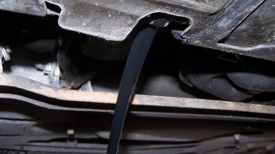 Fekete motorolaj - baj vagy sem?